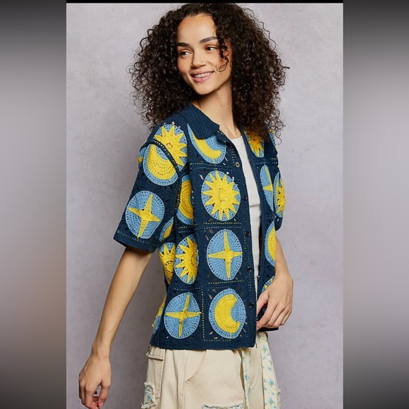 Star Moon Pattern Short Sleeve Crochet
Shirt Top - Picture 3 of 5